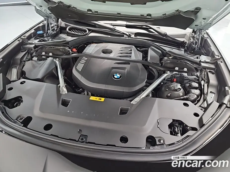 BMW 7 серия 2023 3.0 автомат (гидро), фото 6