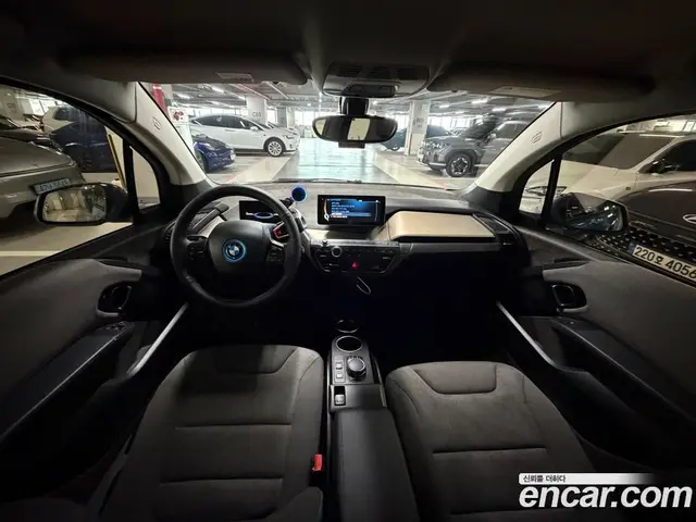 BMW i3 2017 автомат (гидро), миниатюра 11