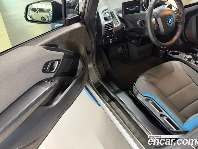 BMW i3 2017 автомат (гидро), миниатюра 9
