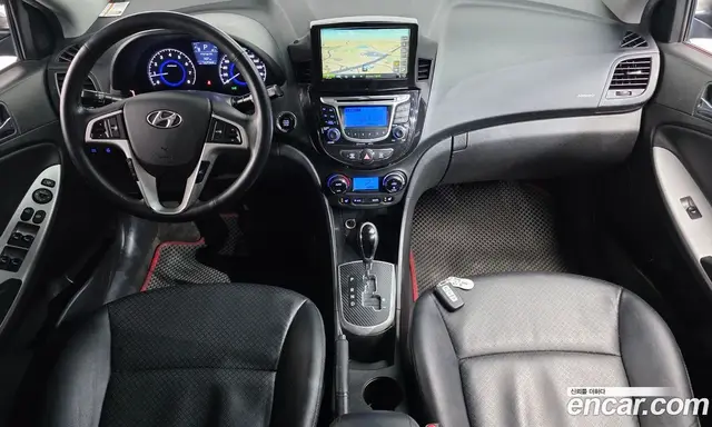 Hyundai Accent 2013 1.6 автомат (гидро), миниатюра 7
