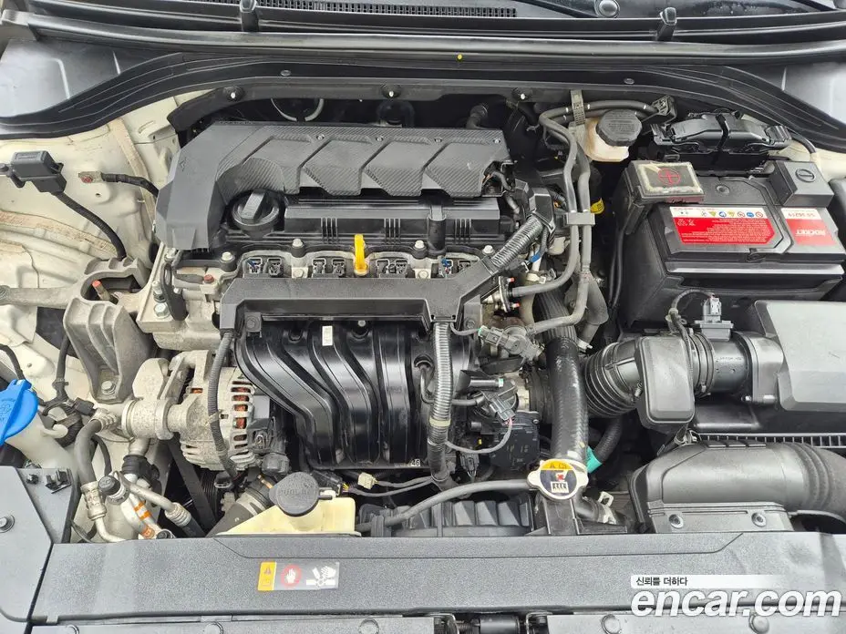 Hyundai Avante 2019 1.6 автомат (гидро), фото 6