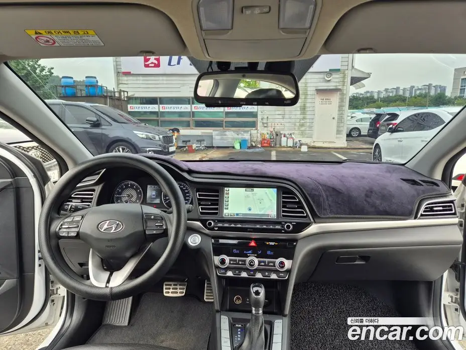Hyundai Avante 2019 1.6 автомат (гидро), фото 7