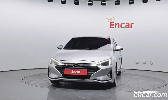 Hyundai Avante 2019 1.6 автомат (гидро), миниатюра 3