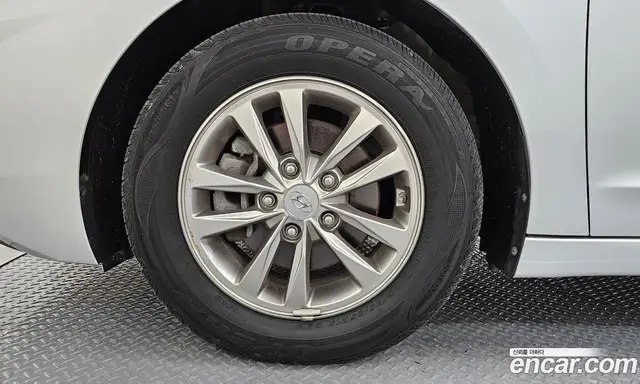 Hyundai Avante 2019 1.6 автомат (гидро), миниатюра 5