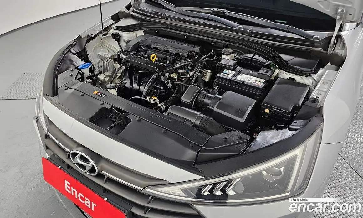 Hyundai Avante 2019 1.6 автомат (гидро), фото 6