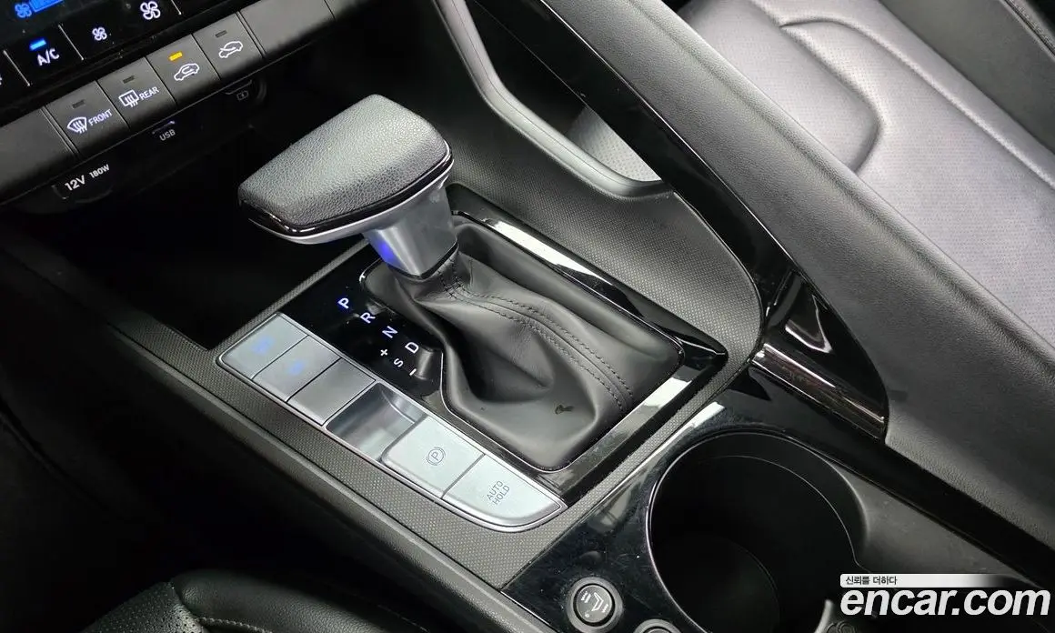 Hyundai Avante 2021 1.6 автомат (гидро), фото 12