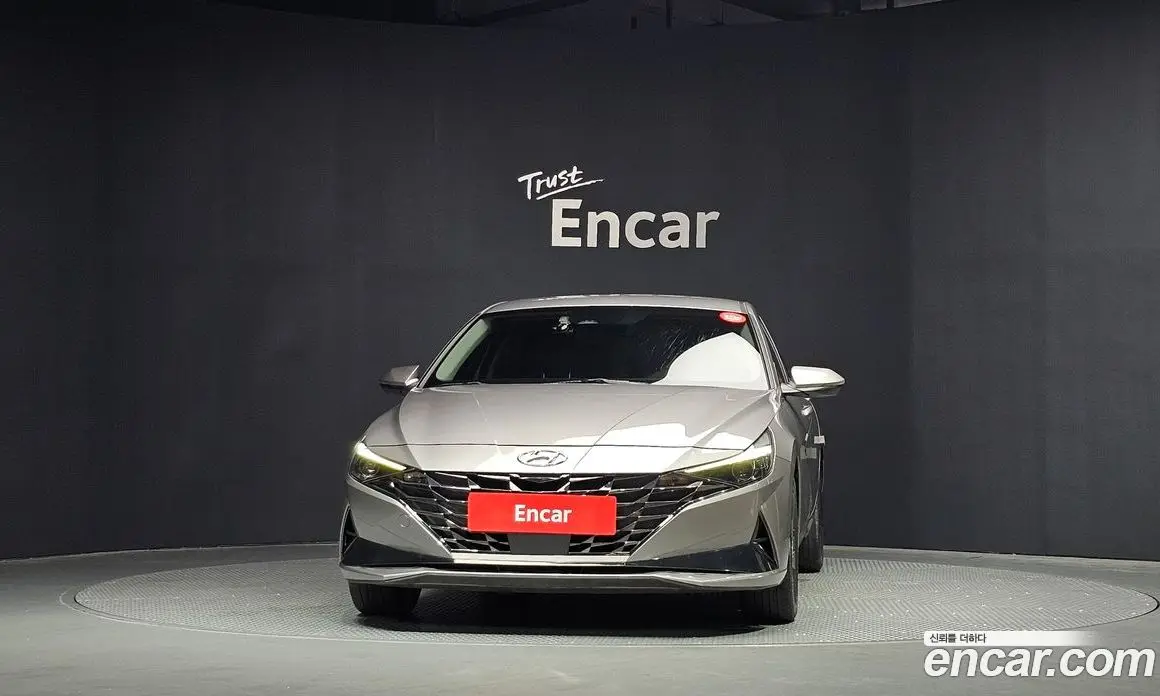 Hyundai Avante 2021 1.6 автомат (гидро), фото 3