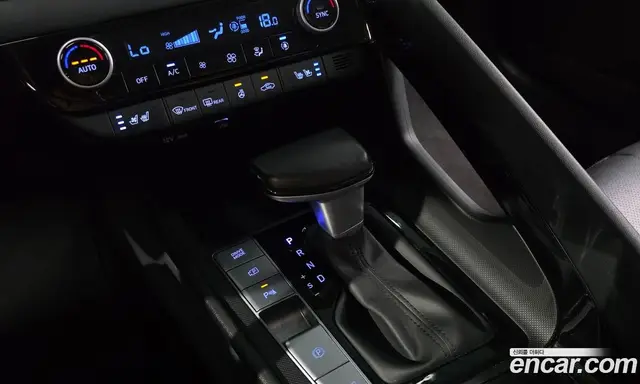 Hyundai Avante 2023 1.6 автомат (гидро), миниатюра 9