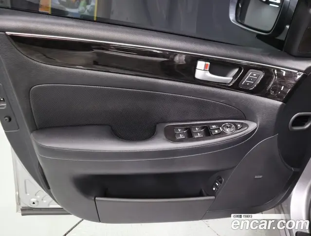 Hyundai Genesis 2013 3.3 автомат (гидро), миниатюра 8