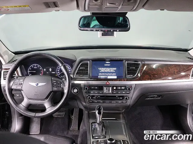 Hyundai Genesis 2015 3.3 автомат (гидро), миниатюра 7
