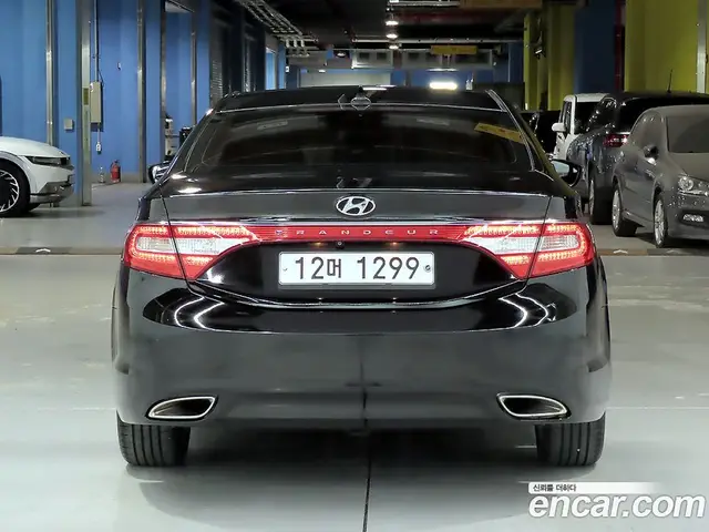 Hyundai Grandeur 2013 3.0 автомат (гидро), миниатюра 2