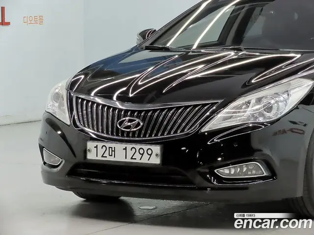 Hyundai Grandeur 2013 3.0 автомат (гидро), миниатюра 4