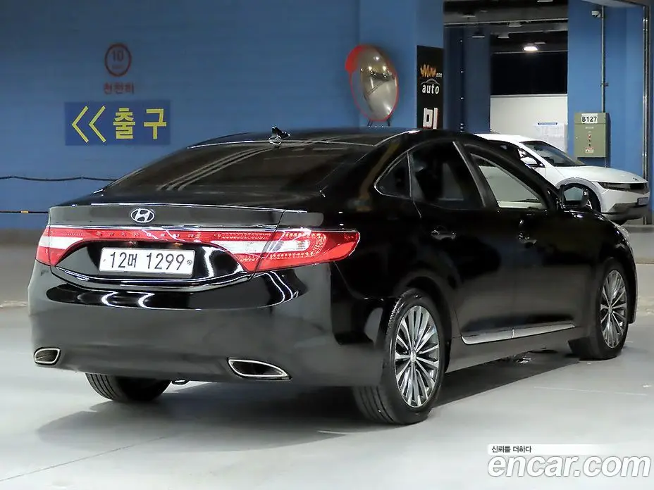 Hyundai Grandeur 2013 3.0 автомат (гидро), фото 6
