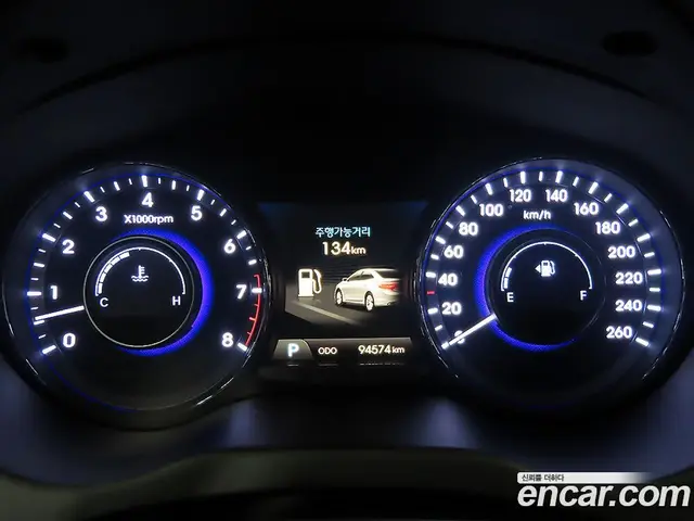 Hyundai Grandeur 2013 3.0 автомат (гидро), миниатюра 7