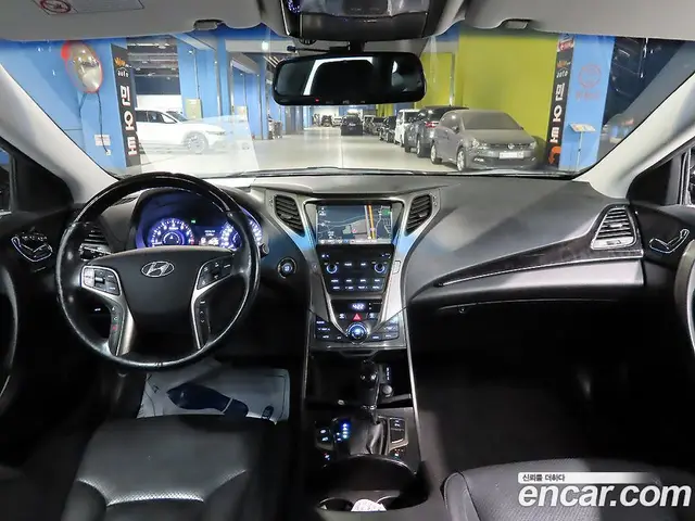 Hyundai Grandeur 2013 3.0 автомат (гидро), миниатюра 8