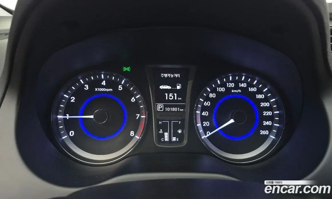 Hyundai Grandeur 2013 3.0 автомат (гидро), фото 11