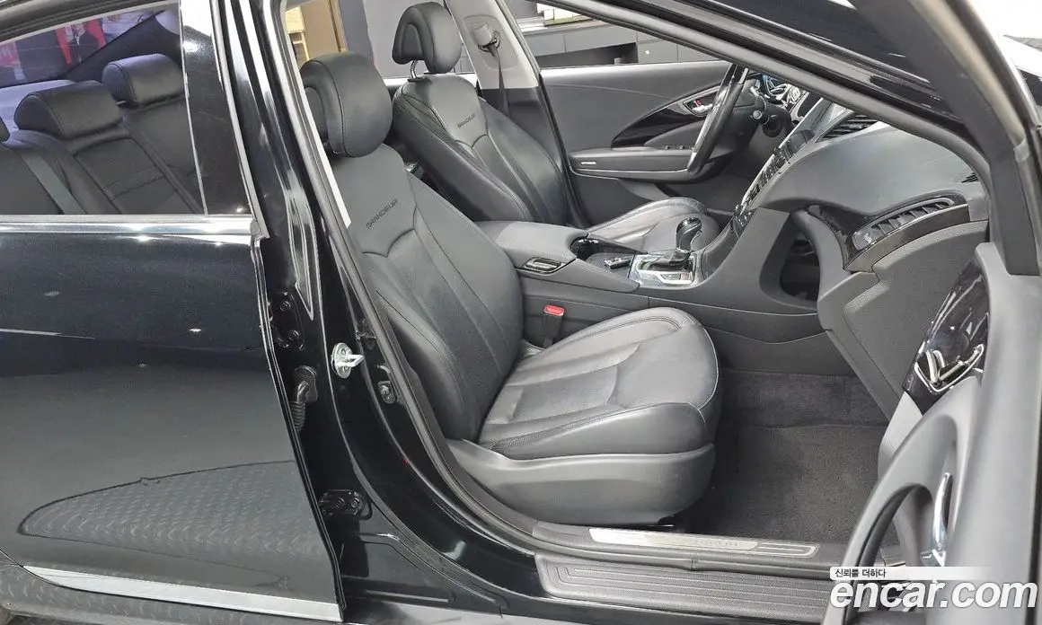 Hyundai Grandeur 2013 3.0 автомат (гидро), фото 16