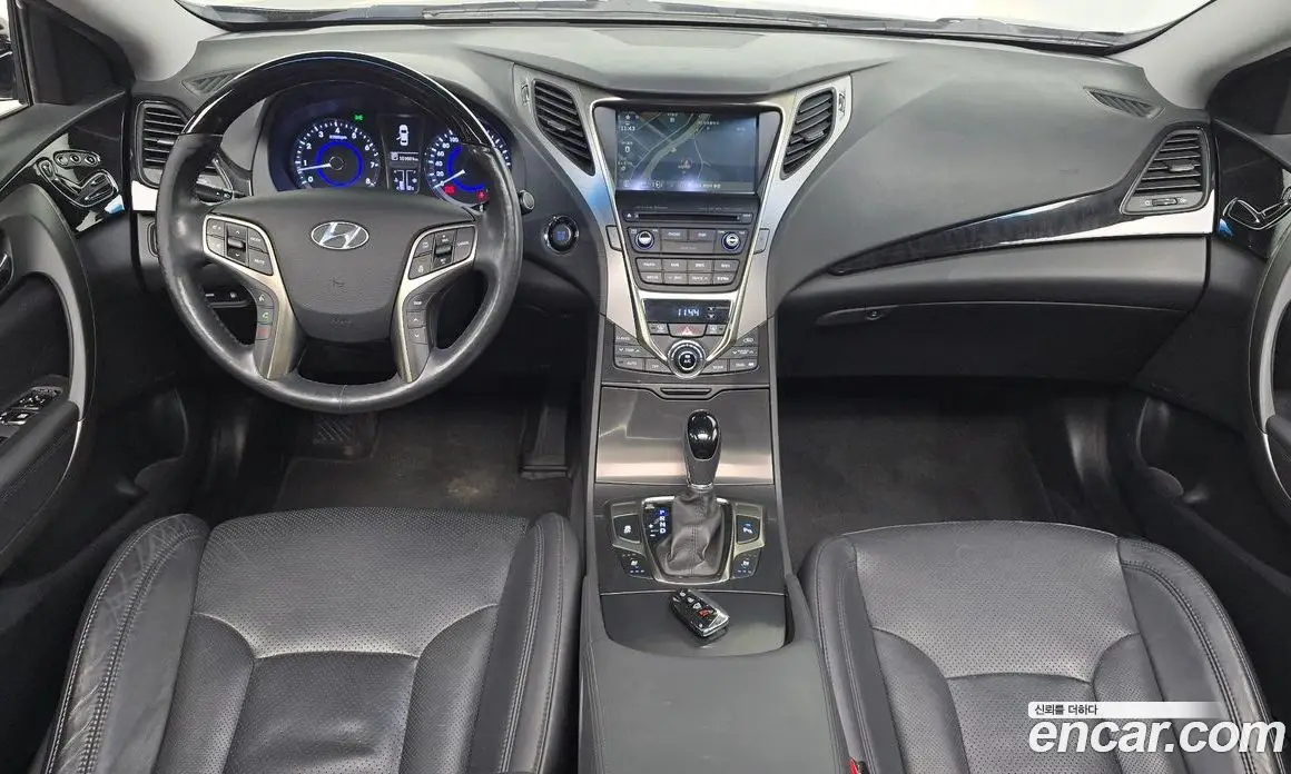 Hyundai Grandeur 2013 3.0 автомат (гидро), фото 10