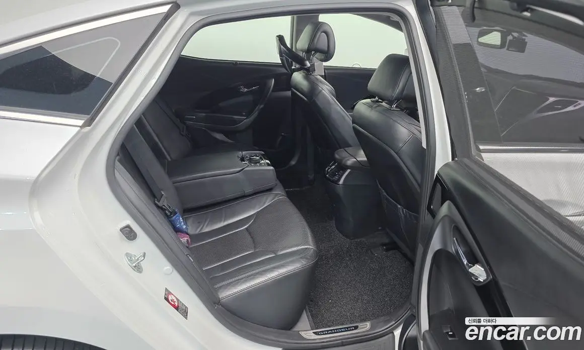 Hyundai Grandeur 2013 3.0 автомат (гидро), фото 12