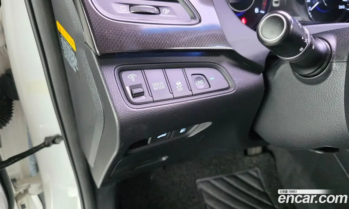 Hyundai Grandeur 2013 3.0 автомат (гидро), фото 17
