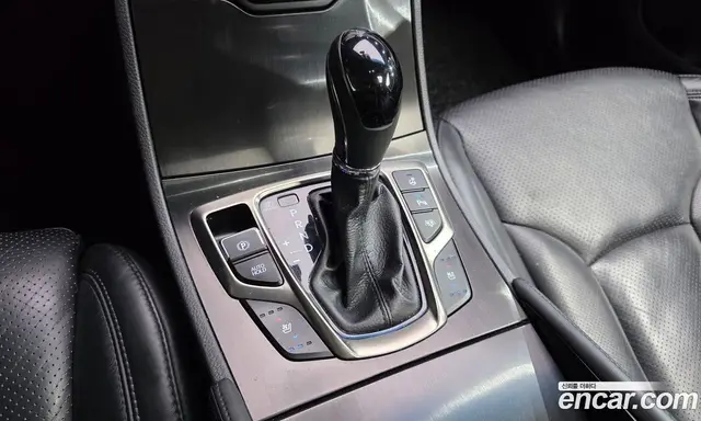 Hyundai Grandeur 2013 3.0 автомат (гидро), миниатюра 9