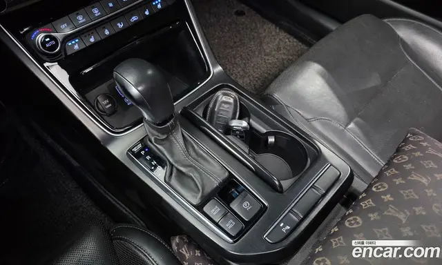 Hyundai Grandeur 2017 2.4 автомат (гидро), миниатюра 12