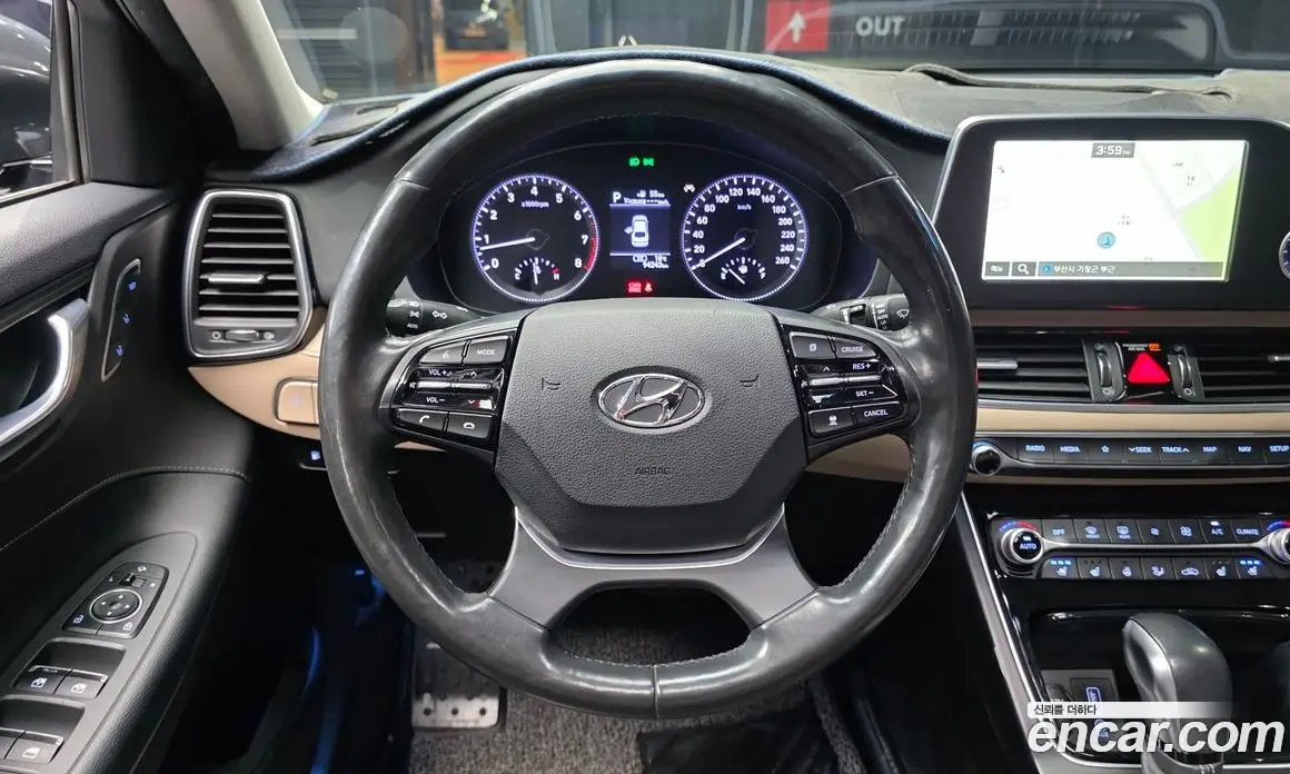 Hyundai Grandeur 2017 2.4 автомат (гидро), фото 19