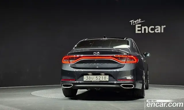 Hyundai Grandeur 2017 2.4 автомат (гидро), миниатюра 4
