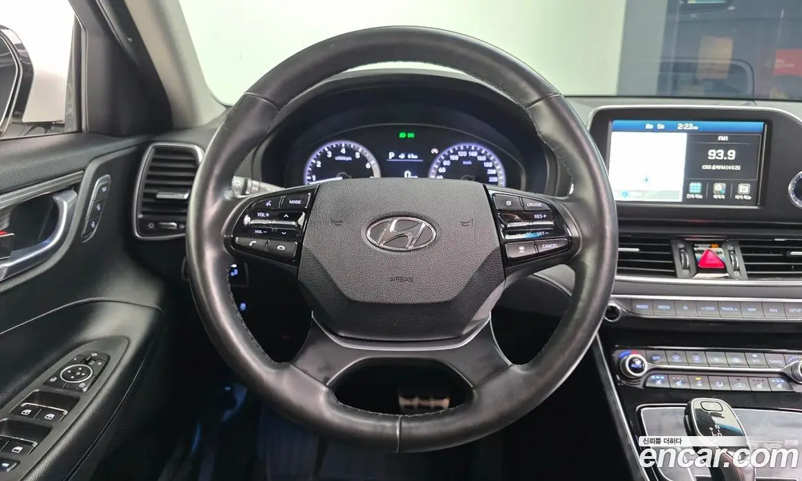 Hyundai Grandeur 2017 3.0 автомат (гидро), фото 13 Hyundai Grandeur 2017 3.0 автомат (гидро), фото 13