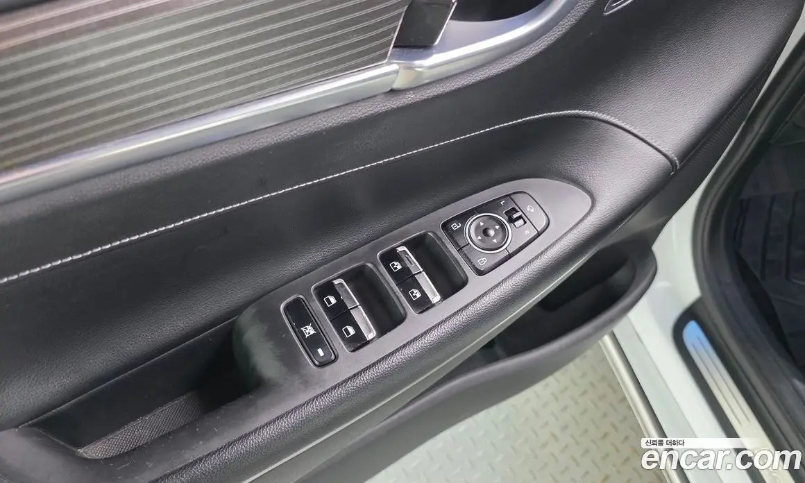 Hyundai Grandeur 2017 3.0 автомат (гидро), фото 18 Hyundai Grandeur 2017 3.0 автомат (гидро), фото 18