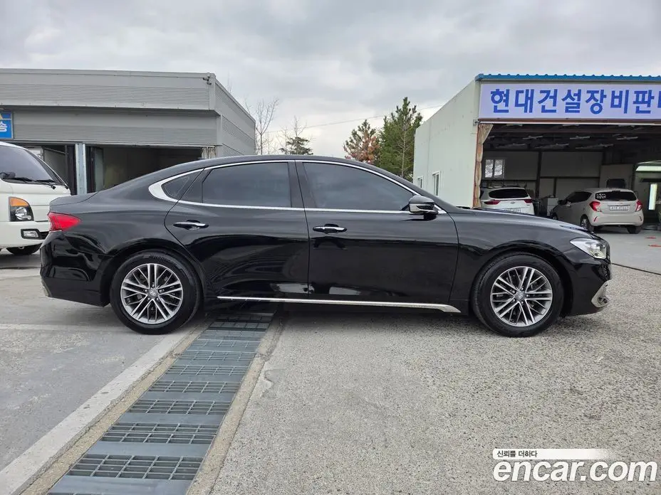 Hyundai Grandeur 2017 2.4 автомат (гидро), фото 4 Hyundai Grandeur 2017 2.4 автомат (гидро), фото 4