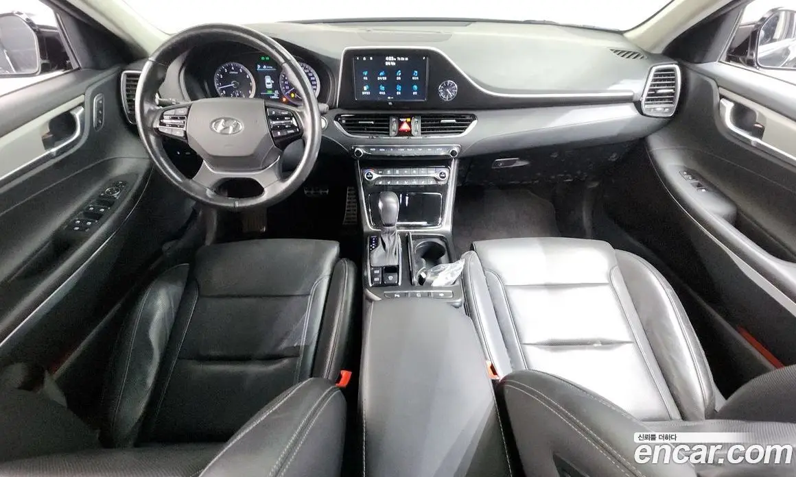 Hyundai Grandeur 2018 3.3 автомат (гидро), фото 7