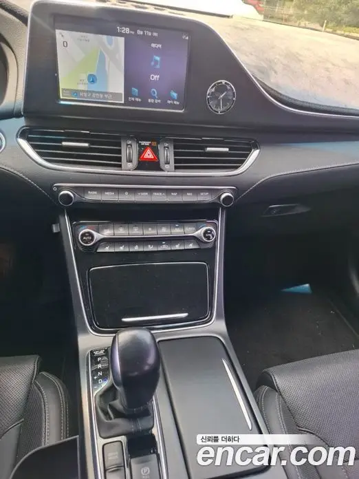 Hyundai Grandeur 2019 2.4 автомат (гидро), фото 14