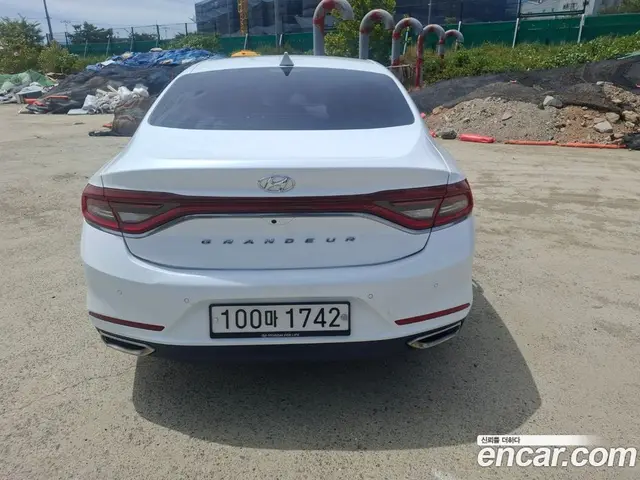 Hyundai Grandeur 2019 2.4 автомат (гидро), миниатюра 6