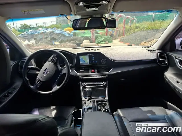 Hyundai Grandeur 2019 2.4 автомат (гидро), миниатюра 9