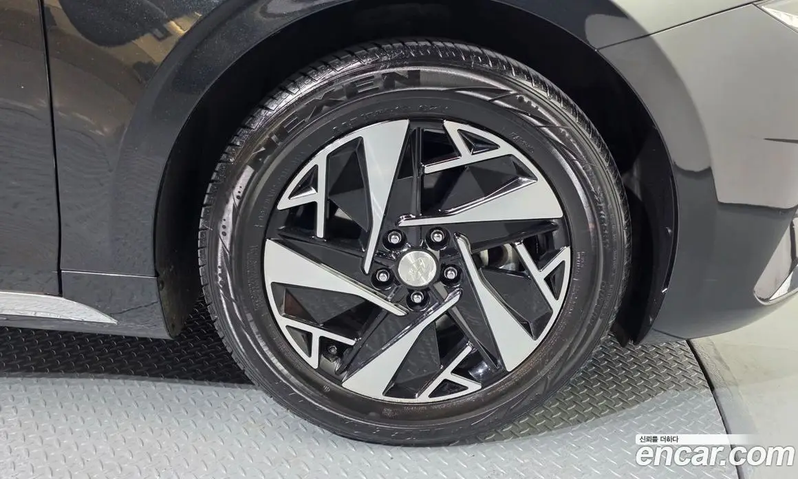 Hyundai Grandeur 2020 2.4 автомат (гидро), фото 6