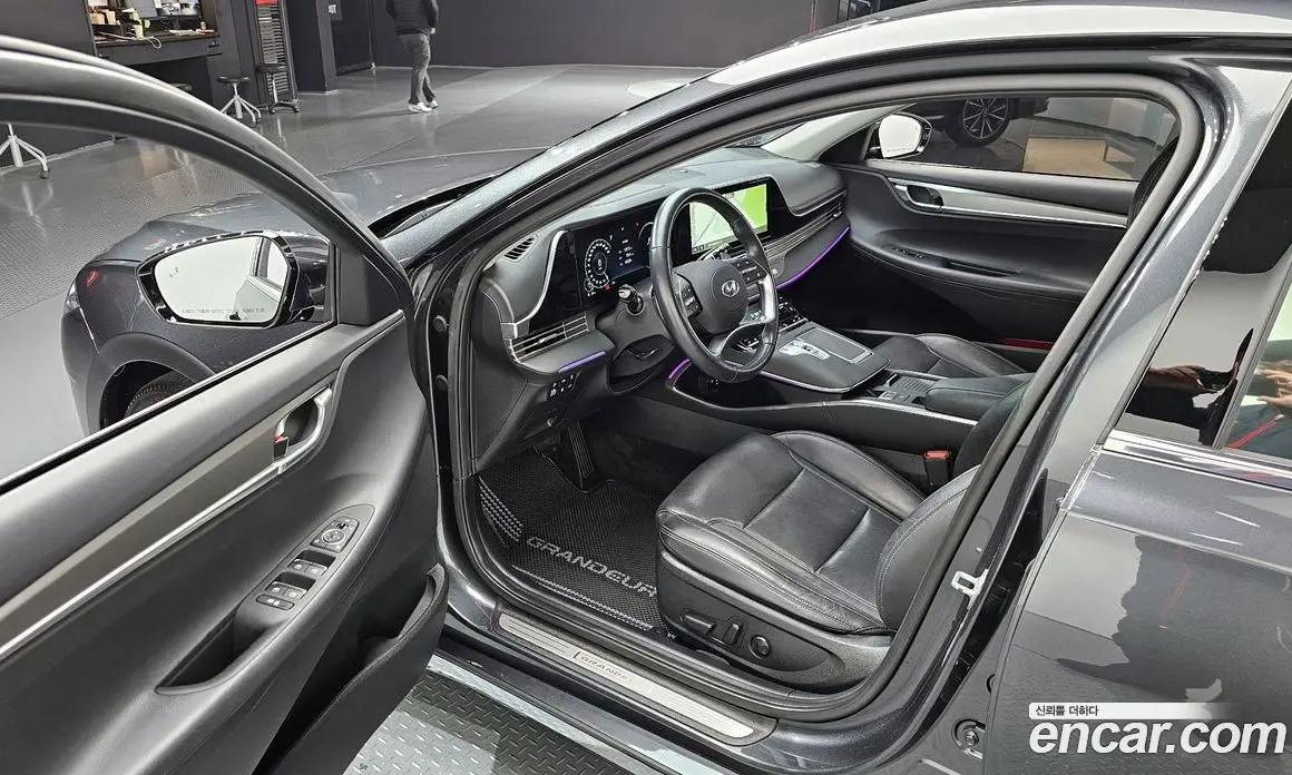 Hyundai Grandeur 2021 2.5 автомат (гидро), фото 11