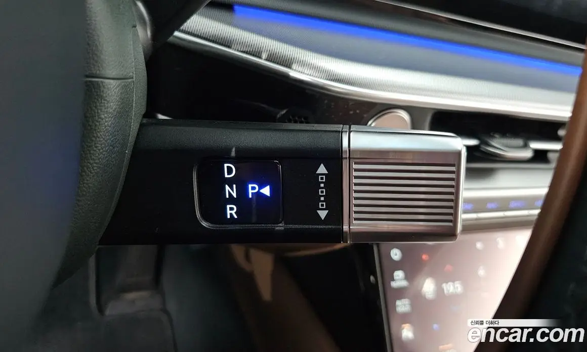 Hyundai Grandeur 2023 2.5 автомат (гидро), фото 12