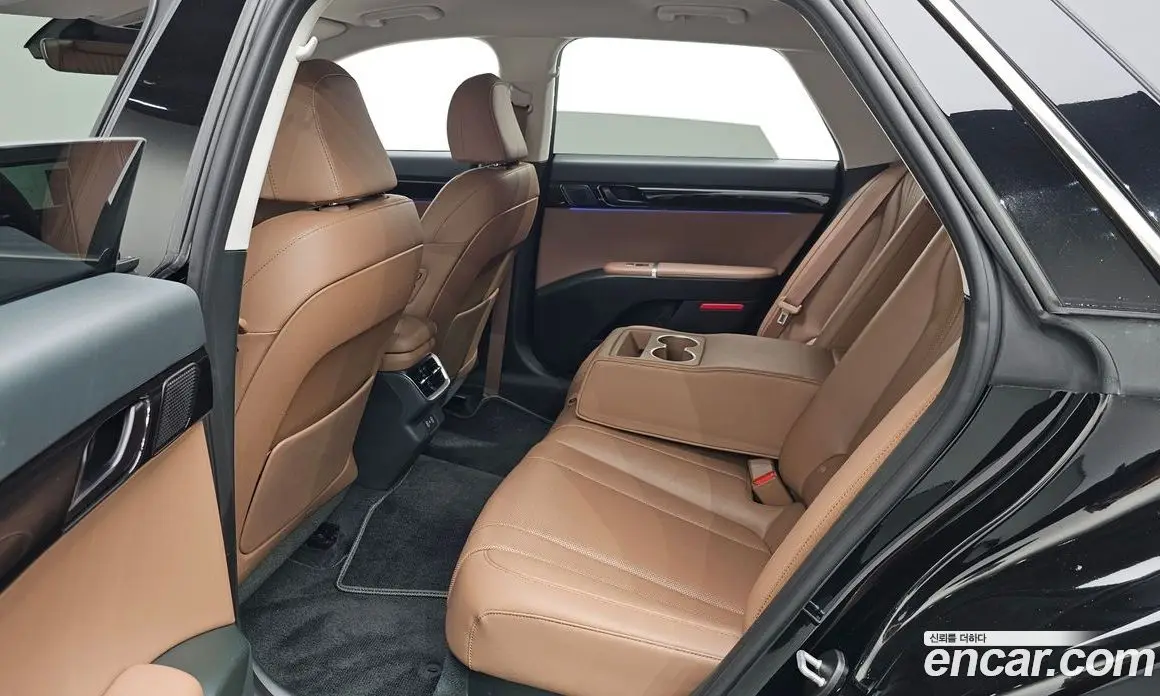 Hyundai Grandeur 2023 2.5 автомат (гидро), фото 16
