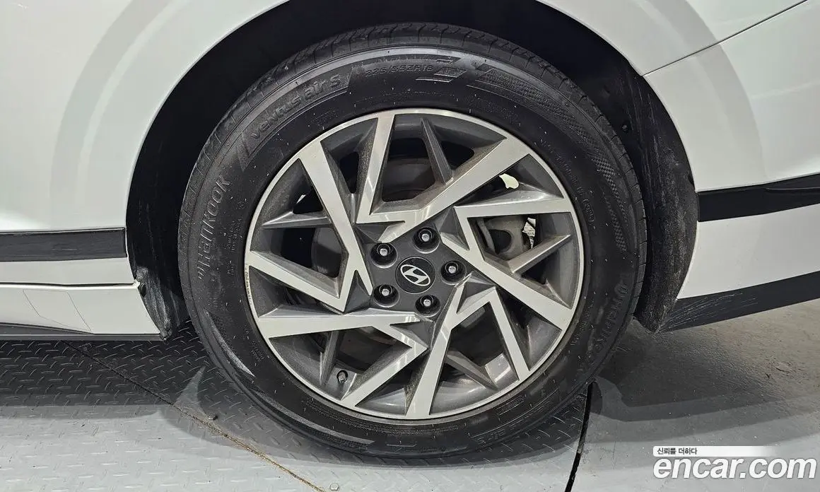 Hyundai Grandeur 2023 3.5 автомат (гидро), фото 5