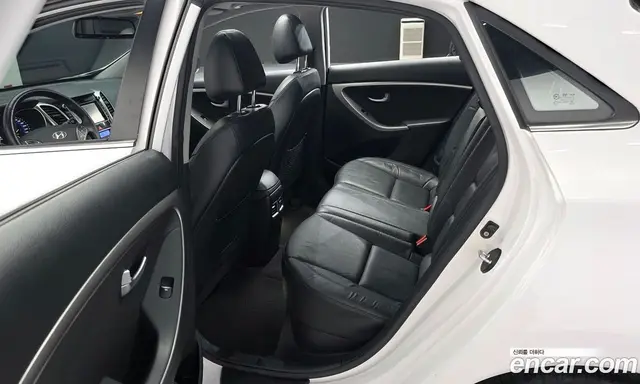 Hyundai i30 2013 1.6 автомат (гидро), миниатюра 12