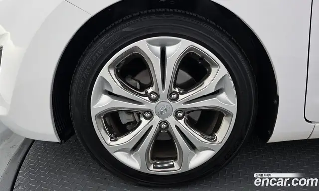 Hyundai i30 2013 1.6 автомат (гидро), миниатюра 5