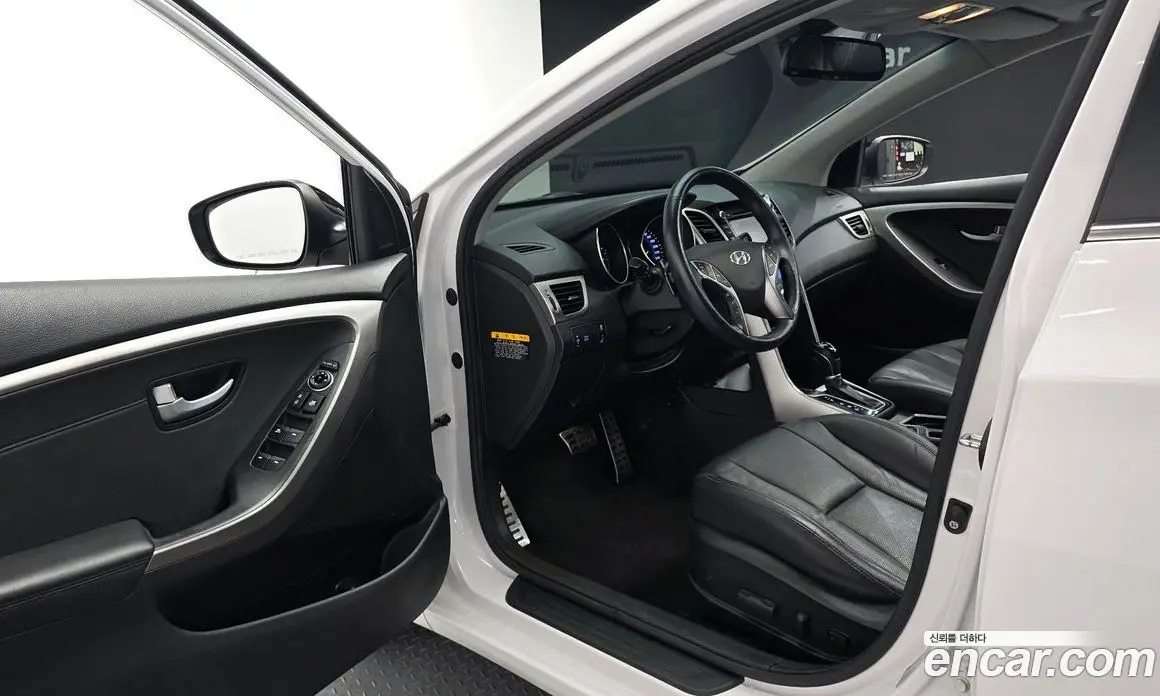 Hyundai i30 2013 1.6 автомат (гидро), фото 10