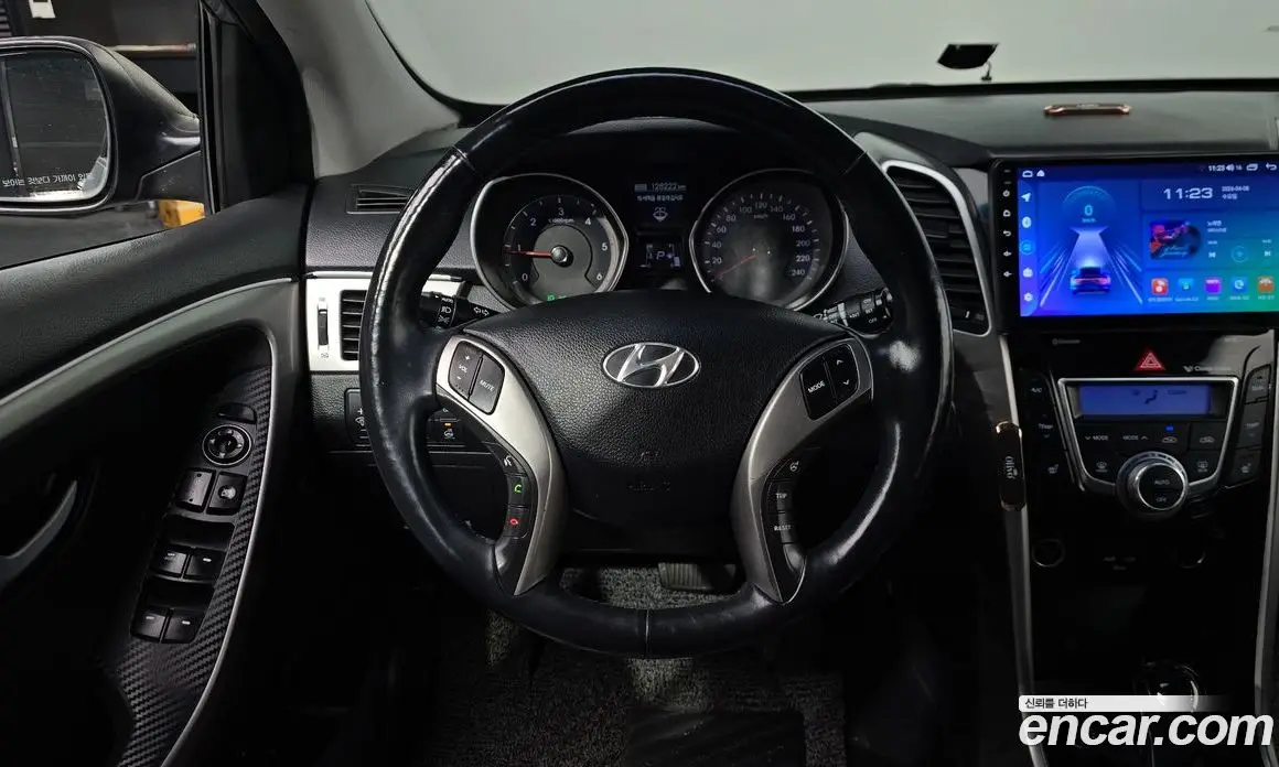 Hyundai i30 2014 1.6 автомат (гидро), фото 18 Hyundai i30 2014 1.6 автомат (гидро), фото 18