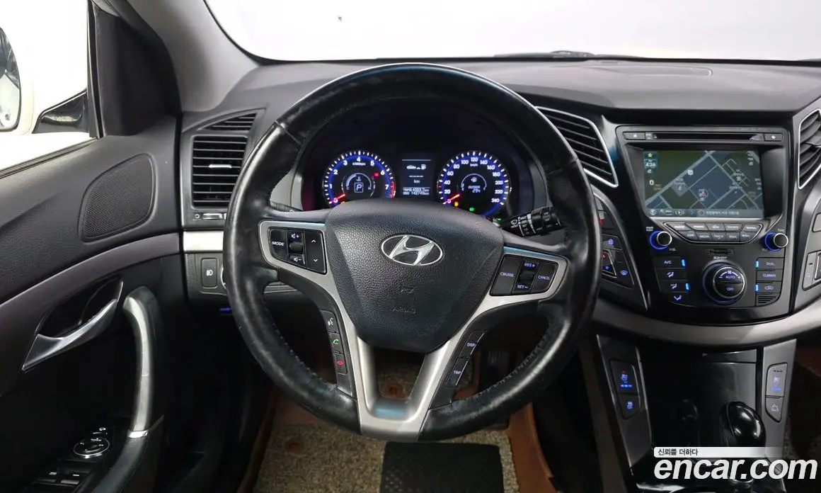 Hyundai i40 2013 2.0 автомат (гидро), фото 13