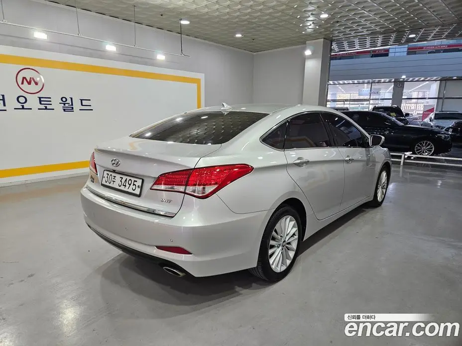 Hyundai i40 2013 1.7 автомат (гидро), фото 5 Hyundai i40 2013 1.7 автомат (гидро), фото 5