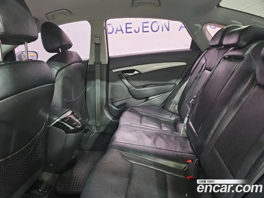 Hyundai i40 2013 1.7 автомат (гидро), фото 8 Hyundai i40 2013 1.7 автомат (гидро), фото 8