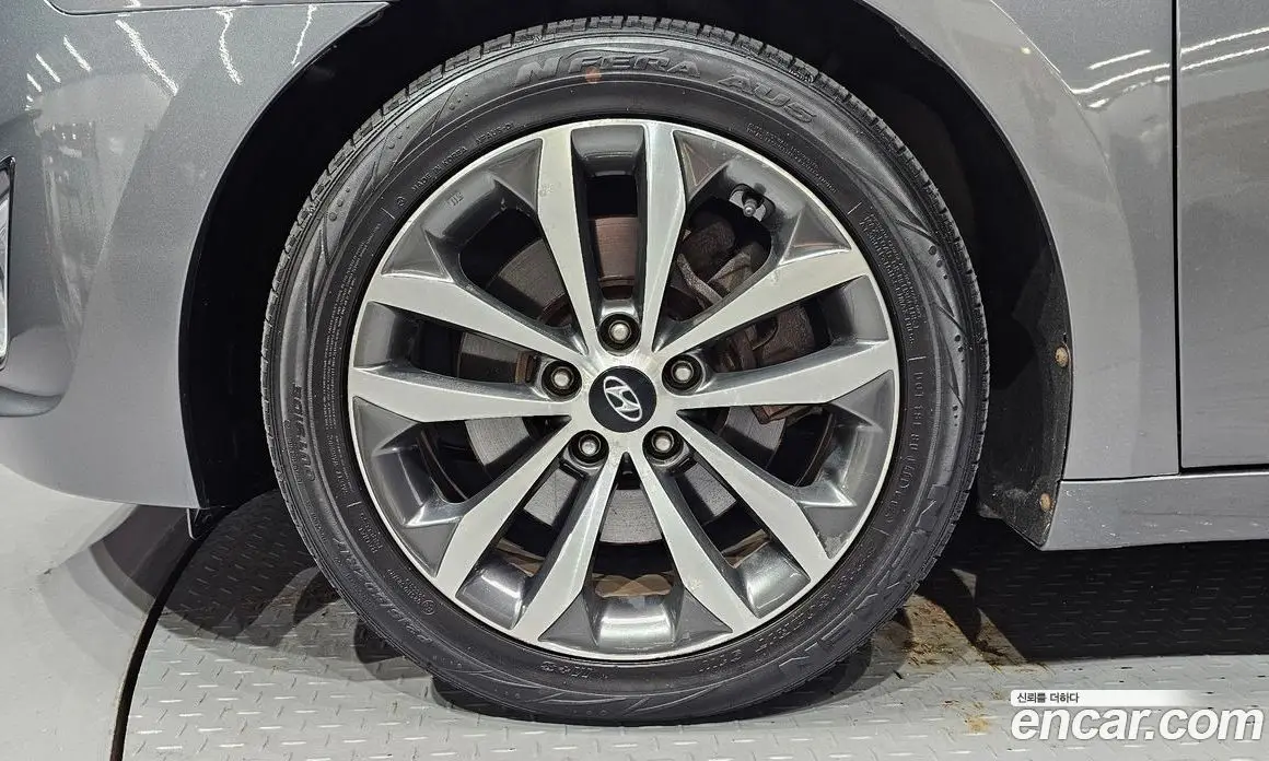 Hyundai i40 2014 1.7 автомат (гидро), фото 5