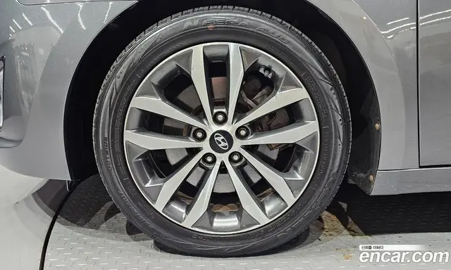 Hyundai i40 2014 1.7 автомат (гидро), миниатюра 5