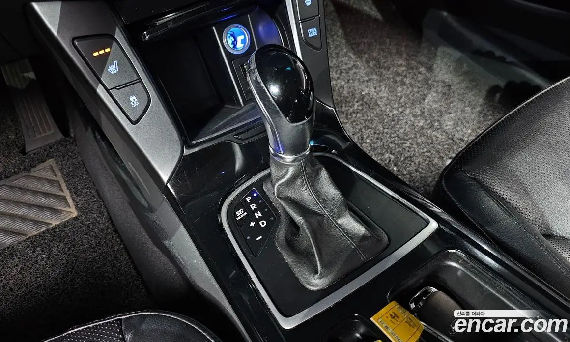 Hyundai i40 2014 1.7 автомат (гидро), фото 9